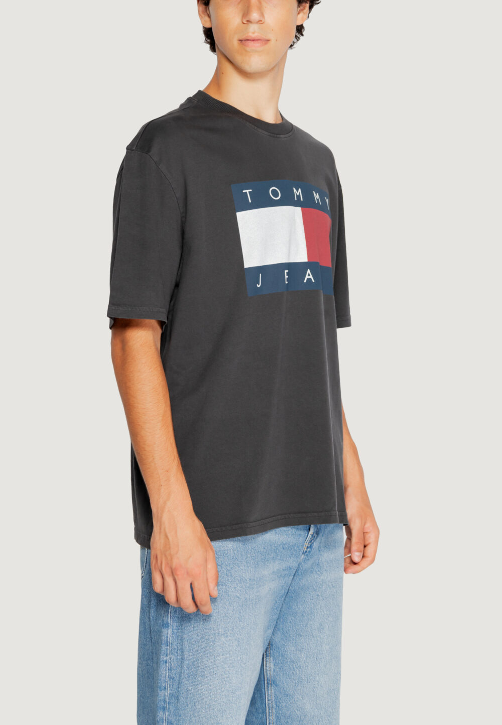 T-shirt Tommy Hilfiger Jeans TJM OVZ BIG FLAG TEE Nero - Foto 4