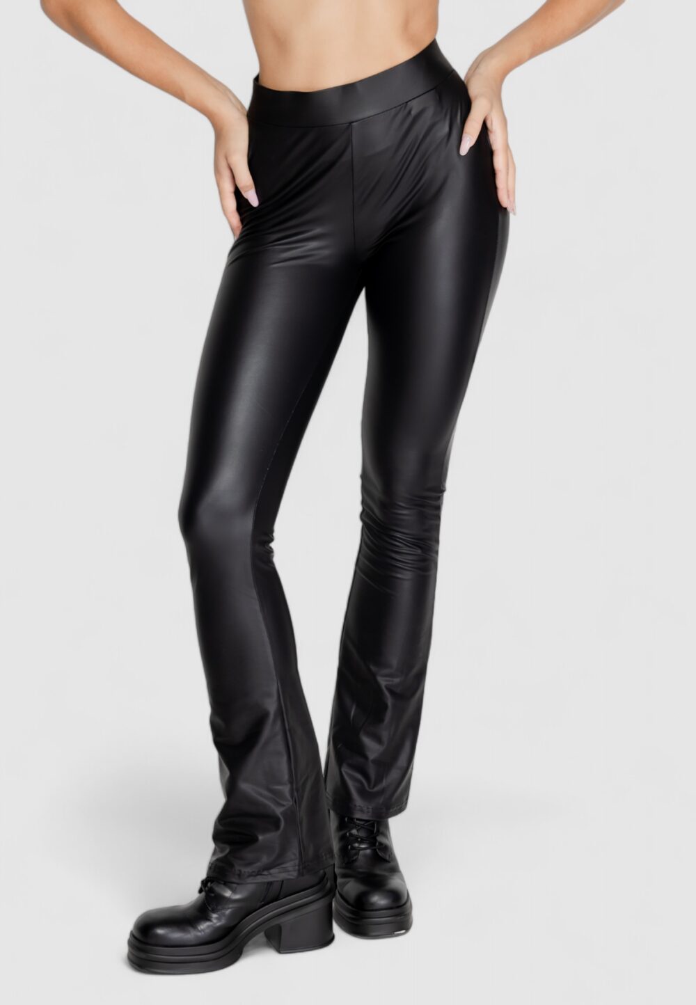 Leggings Only ONLCOOL COATED FLARED PANT JRS Nero - Foto 1