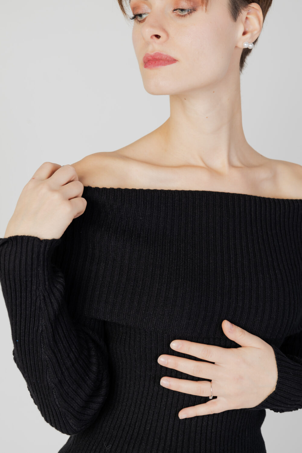 Maglione Only ONLKATIA LS OFF SHOULDER KNT Nero - Foto 2