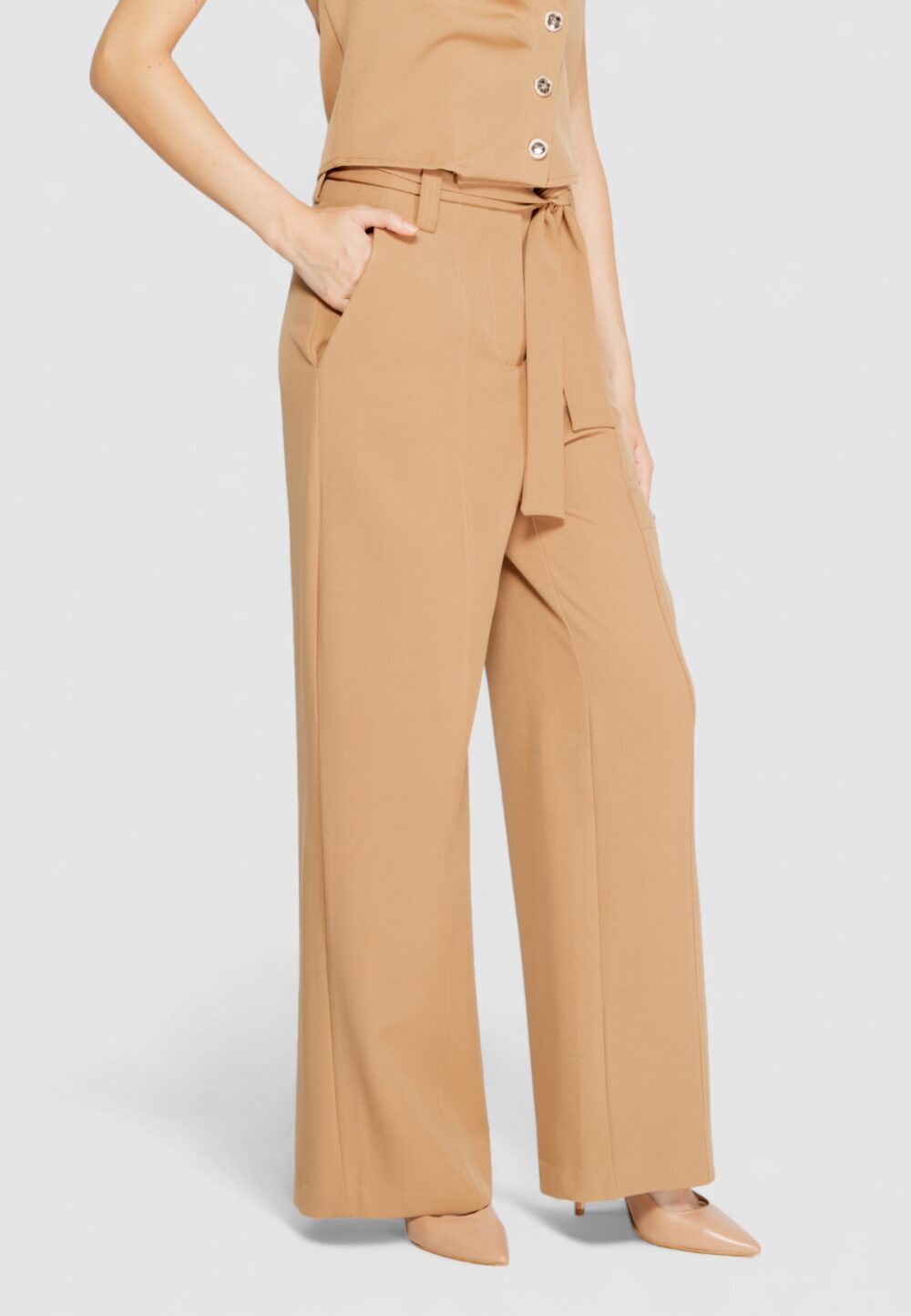 Pantaloni bootcut Rinascimento  Beige - Foto 5