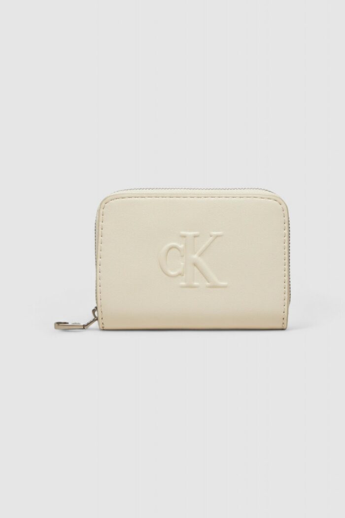 Portafoglio piccolo Calvin Klein SCULPTED MED ZIP AROUND DEBOSS Beige