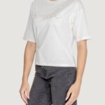 T-shirt Only ONLAMY S/S PEARL TOP BOX JRS Panna - Foto 4