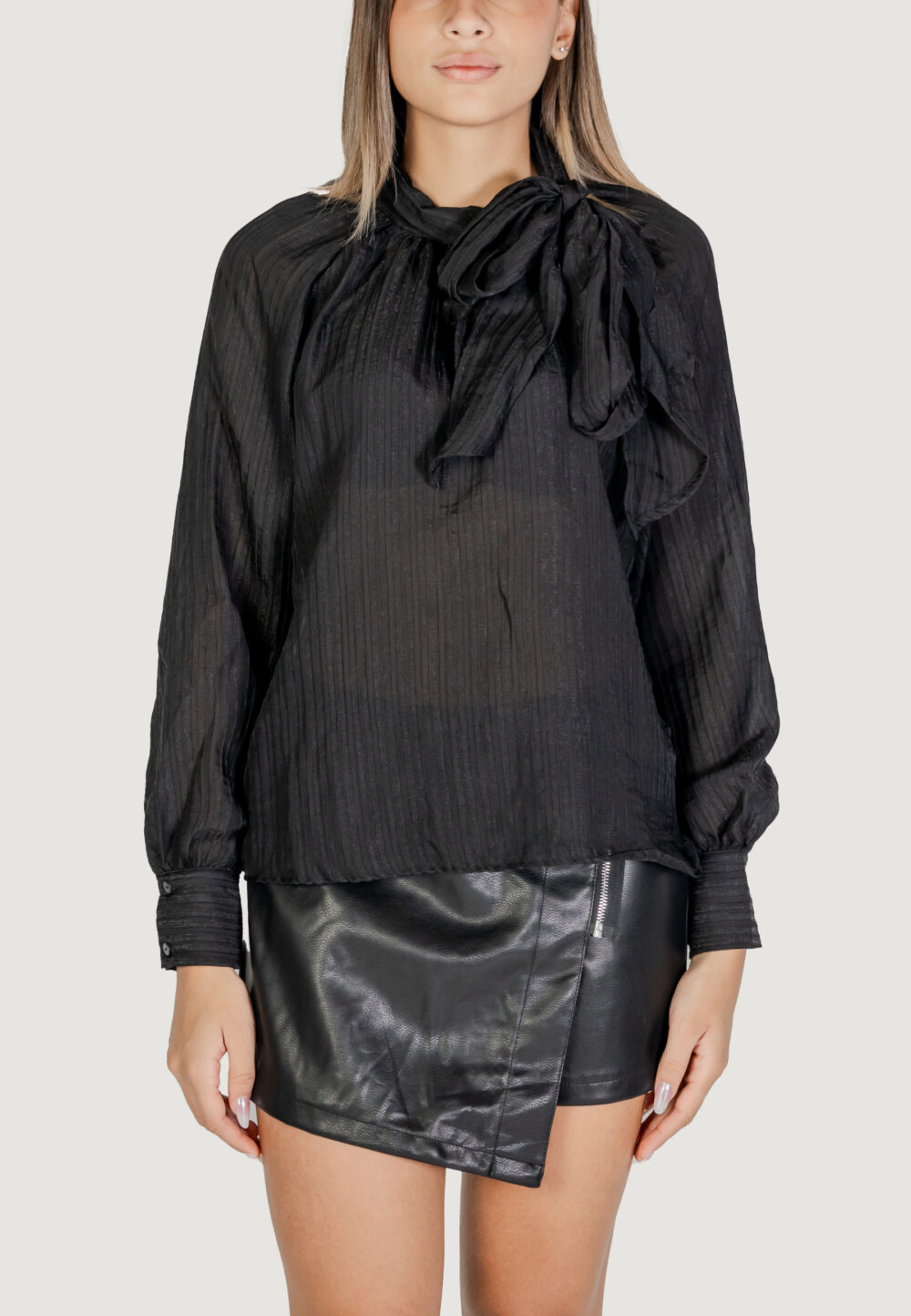 Bluse manica lunga Jacqueline de Yong Jdynadia L/S Bow Wvn Nero - Foto 5