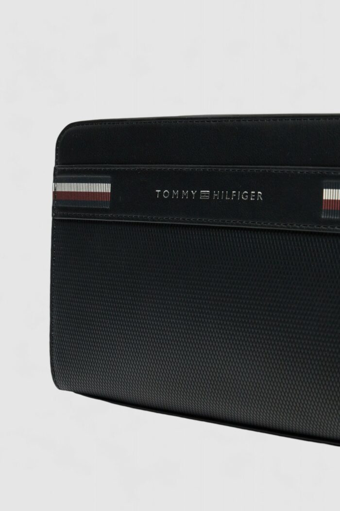 Borsa Tommy Hilfiger TH CORP TEXTURE POUCH Nero