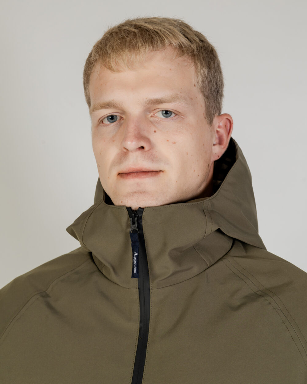 Giacchetto Aquascutum SHELL ACTIVE HOODED JACKET Verde Oliva - Foto 2