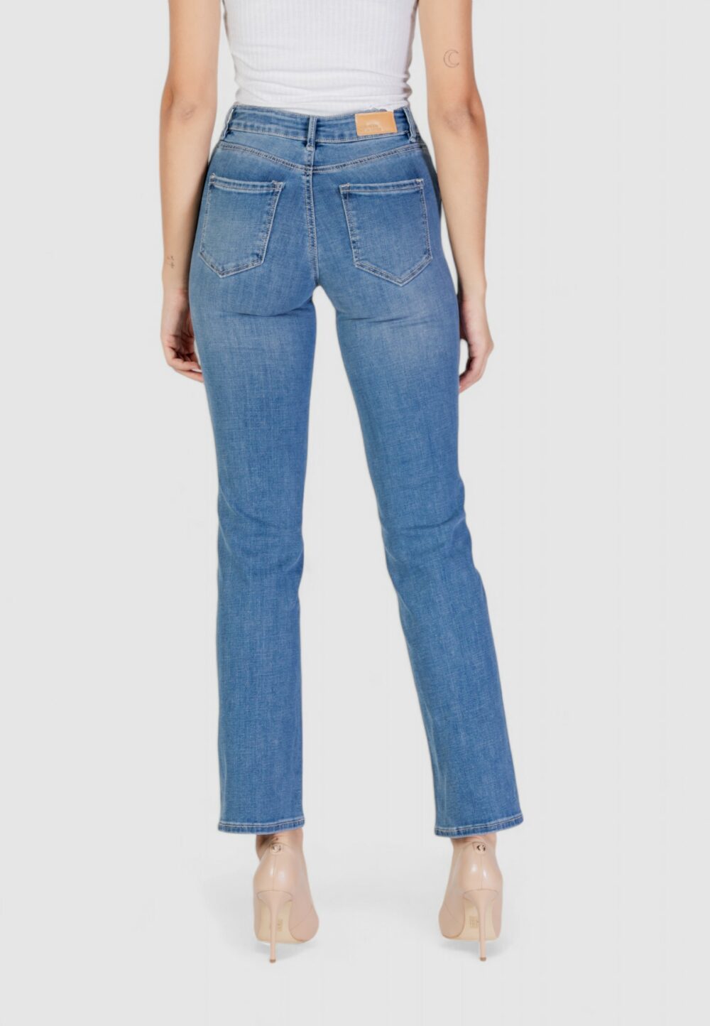 Jeans mom Vero Moda VMFLASH MR STRAIGHT JEANS LI347 GA NOOS Denim chiaro - Foto 5