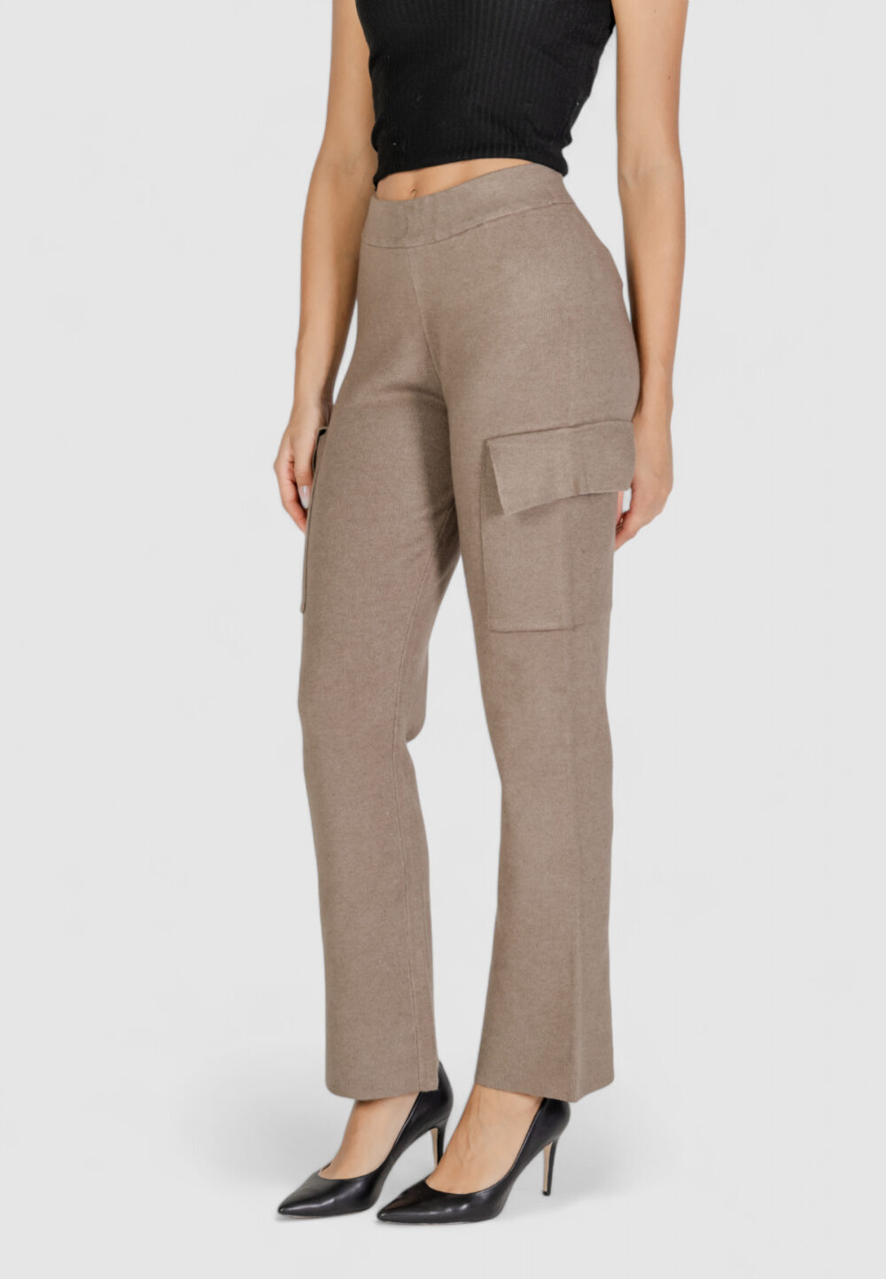 Pantaloni a palazzo Vila Clothes VICASSIE CARGO KNIT PANTS Beige scuro - Foto 2