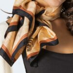 Pashmina Alviero Martini Prima Classe  Beige scuro - Foto 5