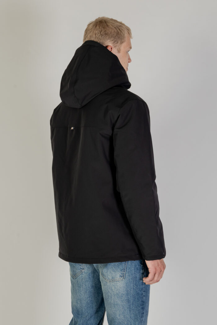 Piumino Aquascutum SHELL ACTIVE MID PARKA Nero