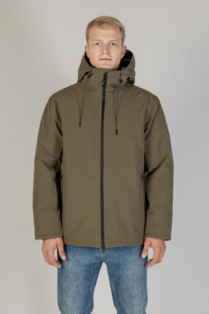 Piumino Aquascutum SHELL ACTIVE MID PARKA Verde Oliva