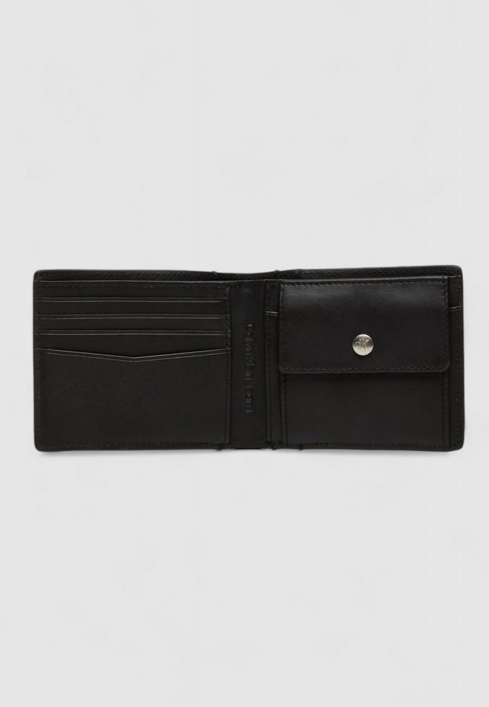 Portafoglio con portamonete Calvin Klein Jeans LOGO EMBOSS BIFOLD W/COIN Nero - Foto 3