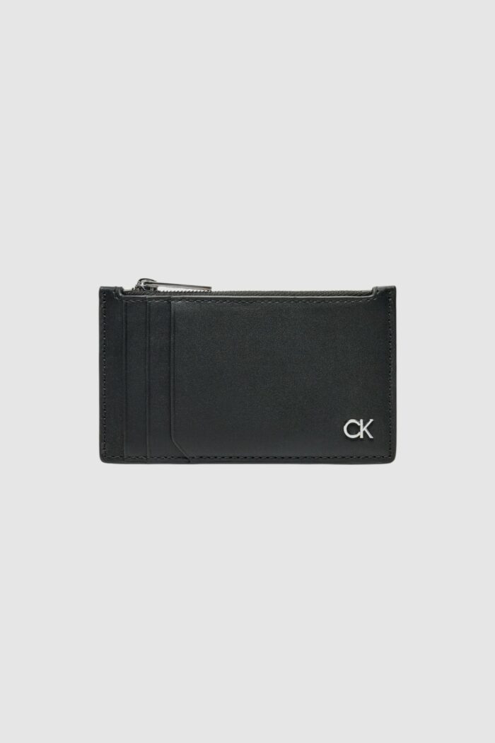 Portafoglio con portamonete Calvin Klein METAL CK N/S CARDHOLDER 6CC Nero