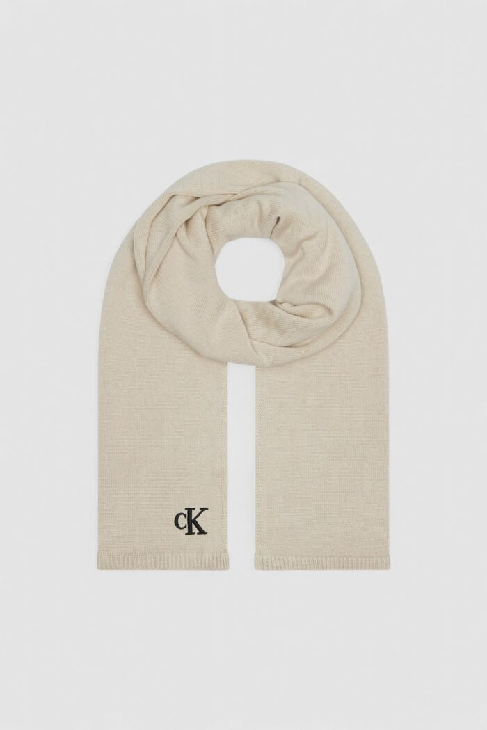 Sciarpa Calvin Klein SEASONAL POM POM SCARF Beige