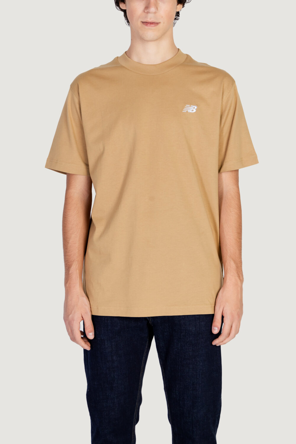 T-shirt New Balance  Beige scuro - Foto 1