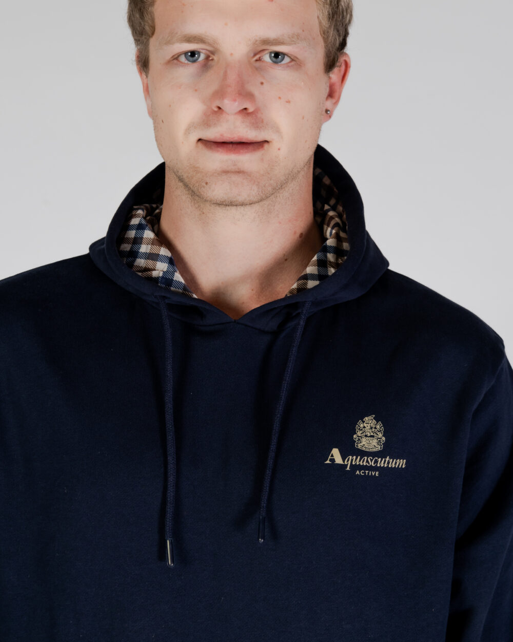 Felpa con cappuccio Aquascutum ACTIVE SMALL LOGO HOODIE Blu - Foto 3