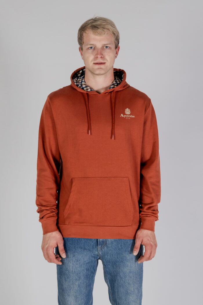 Felpa con cappuccio Aquascutum ACTIVE SMALL LOGO HOODIE Ruggine