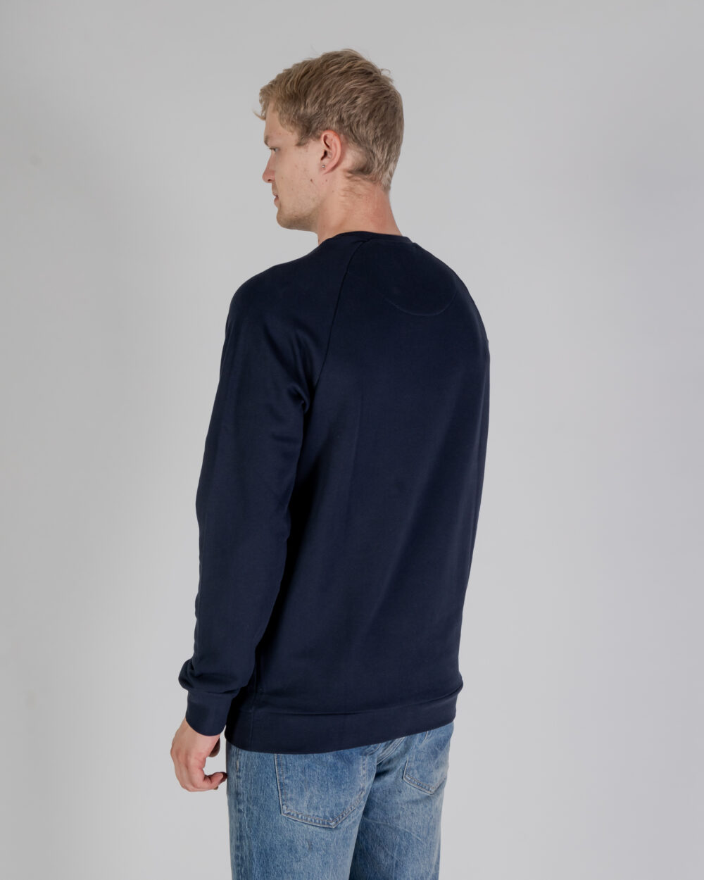 Felpa senza cappuccio Aquascutum ACTIVE PATCH CREWNECK Blu - Foto 4