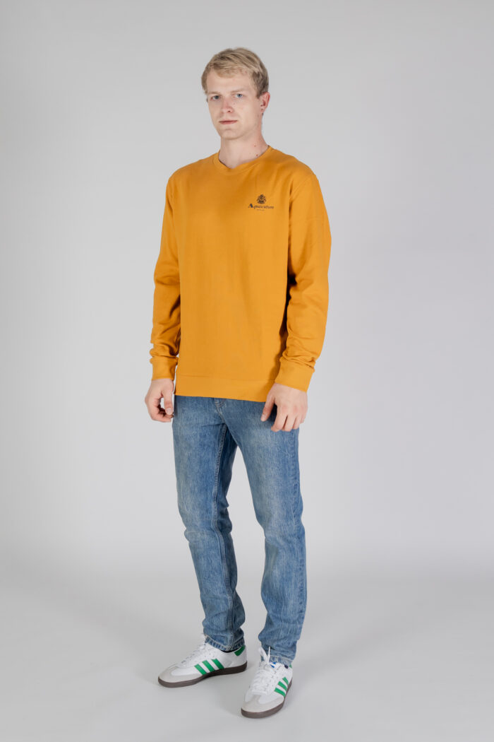 Felpa senza cappuccio Aquascutum ACTIVE SMALL LOGO CREWNECK Senape