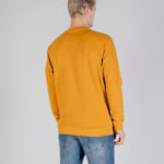 Felpa senza cappuccio Aquascutum ACTIVE SMALL LOGO CREWNECK Senape - Foto 3