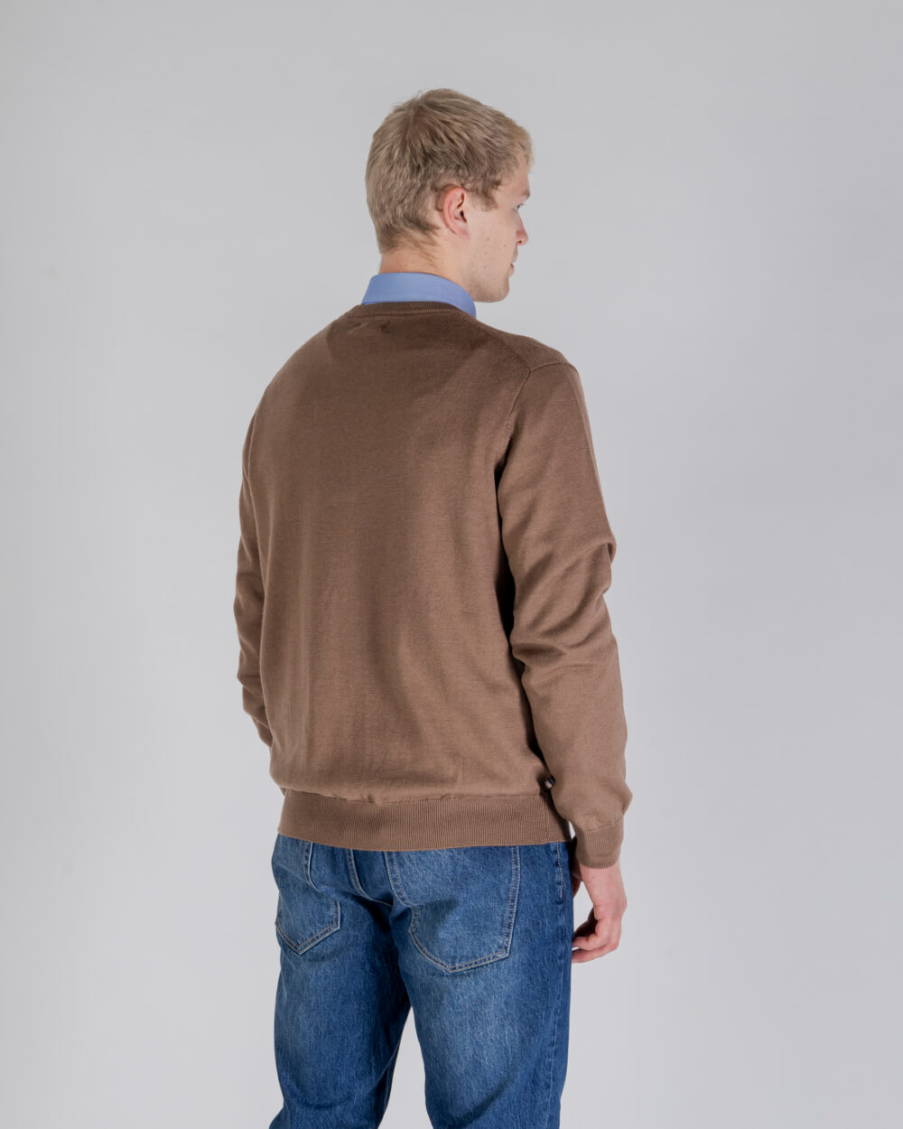 Maglione Aquascutum ACTIVE CABLE PATCH SWEATER Beige scuro - Foto 3