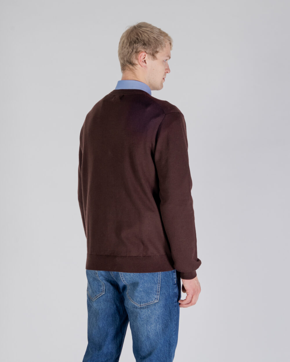 Maglione Aquascutum ACTIVE CABLE PATCH SWEATER Marrone - Foto 3