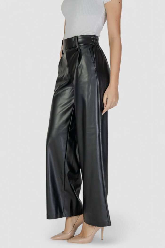 Pantaloni bootcut Only ONLBINA FAUX LEATHER WIDE BF OTW Nero