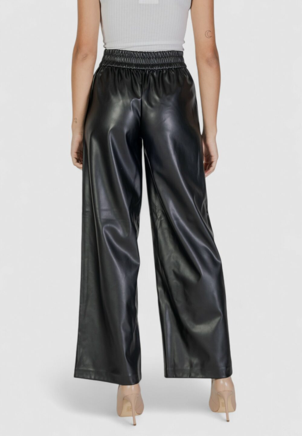 Pantaloni bootcut Only ONLBINA FAUX LEATHER WIDE BF OTW Nero - Foto 4