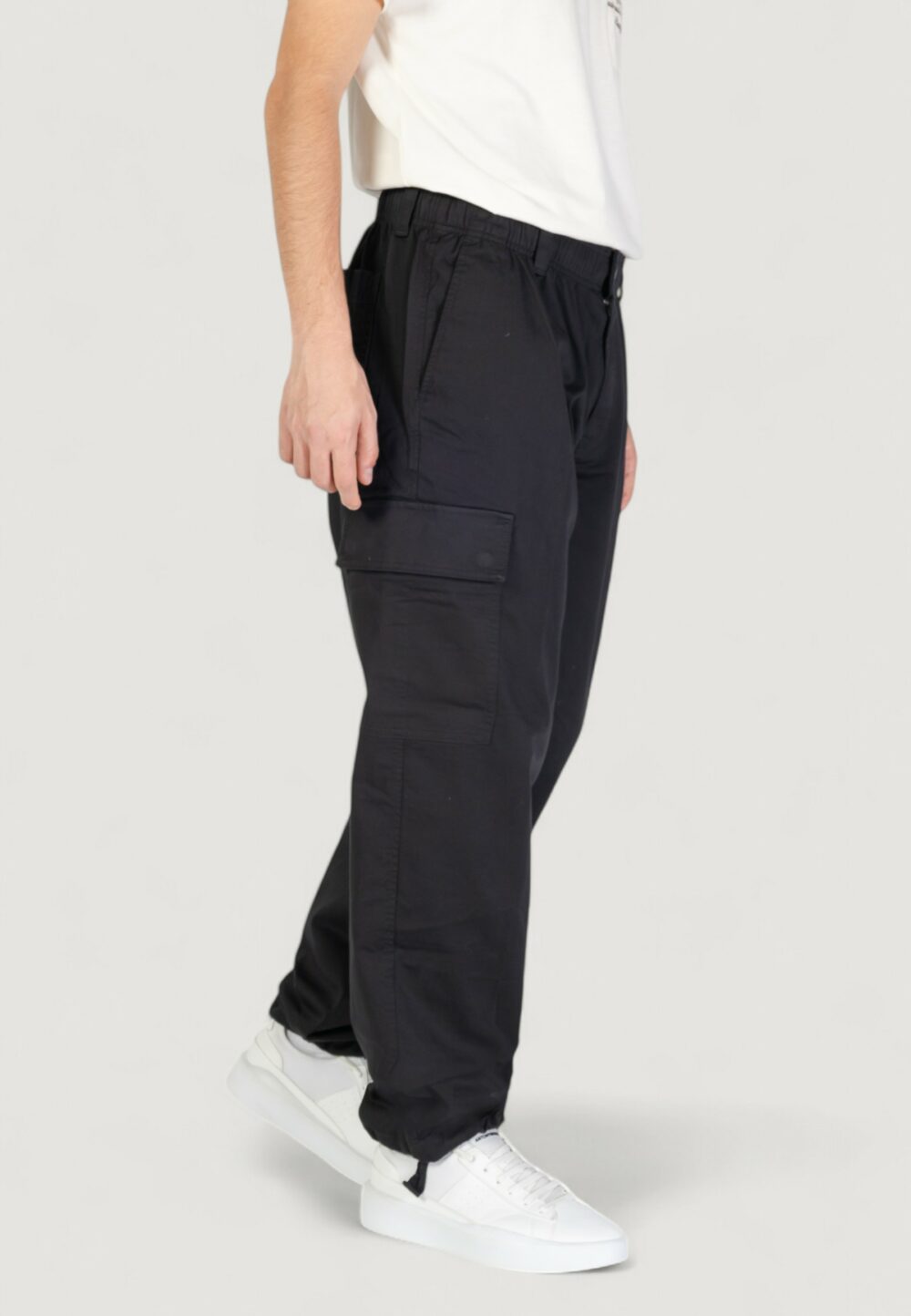 Pantaloni Calvin Klein Jeans REGULAR STRAIGHT Nero - Foto 2