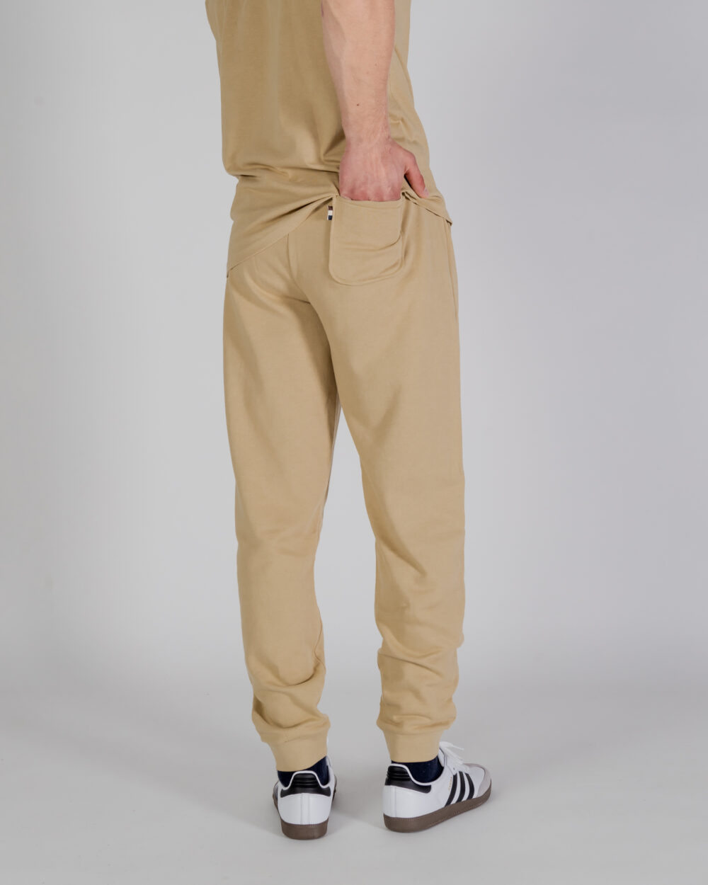 Pantaloni sportivi Aquascutum ACTIVE SMALL LOGO TRACK PANTS Beige - Foto 3