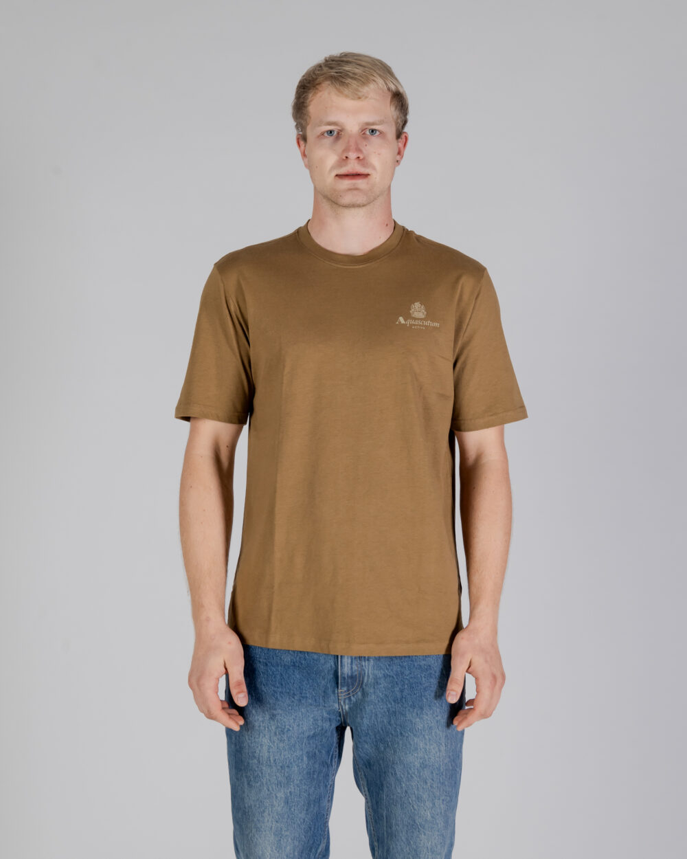 T-shirt Aquascutum ACTIVE SMALL LOGO T-SHIRT Beige scuro - Foto 1