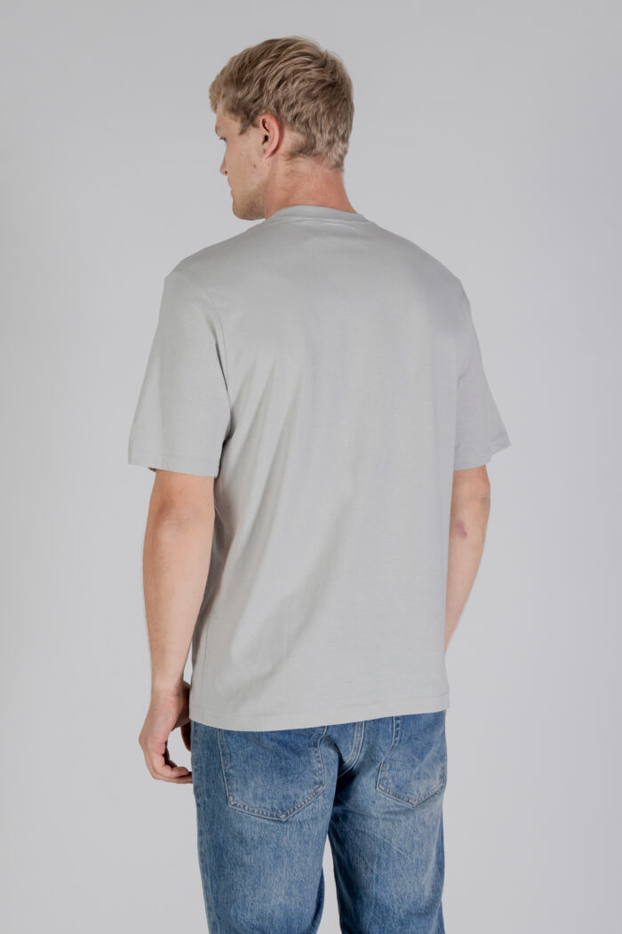 T-shirt Aquascutum ACTIVE SMALL LOGO T-SHIRT Grigio