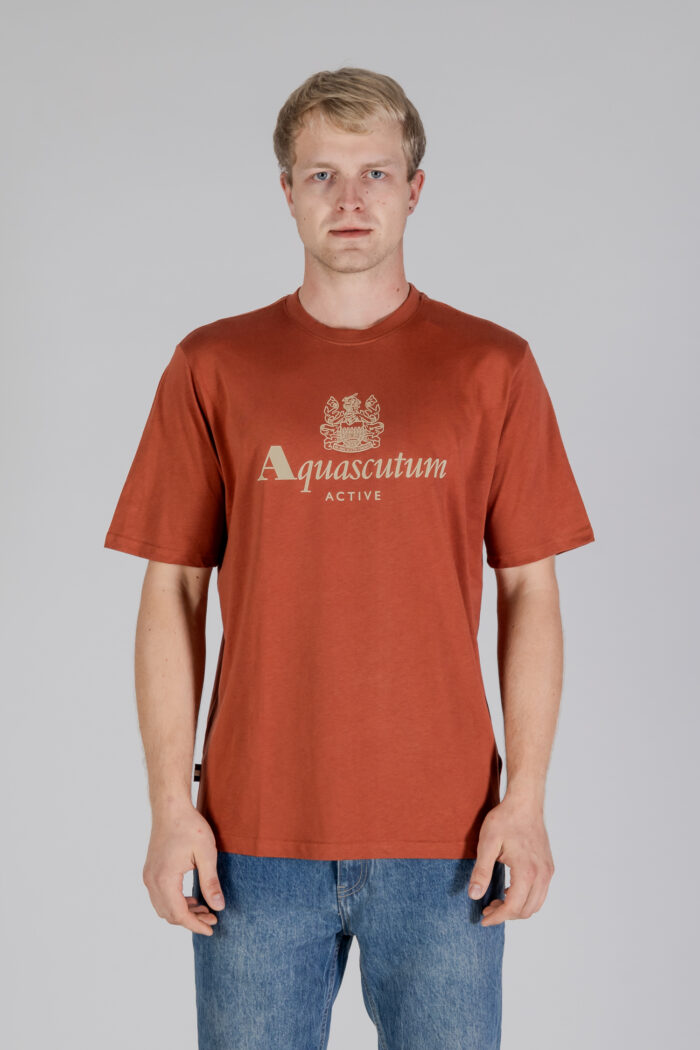 T-shirt Aquascutum ACTIVE BIG LOGO T-SHIRT Ruggine