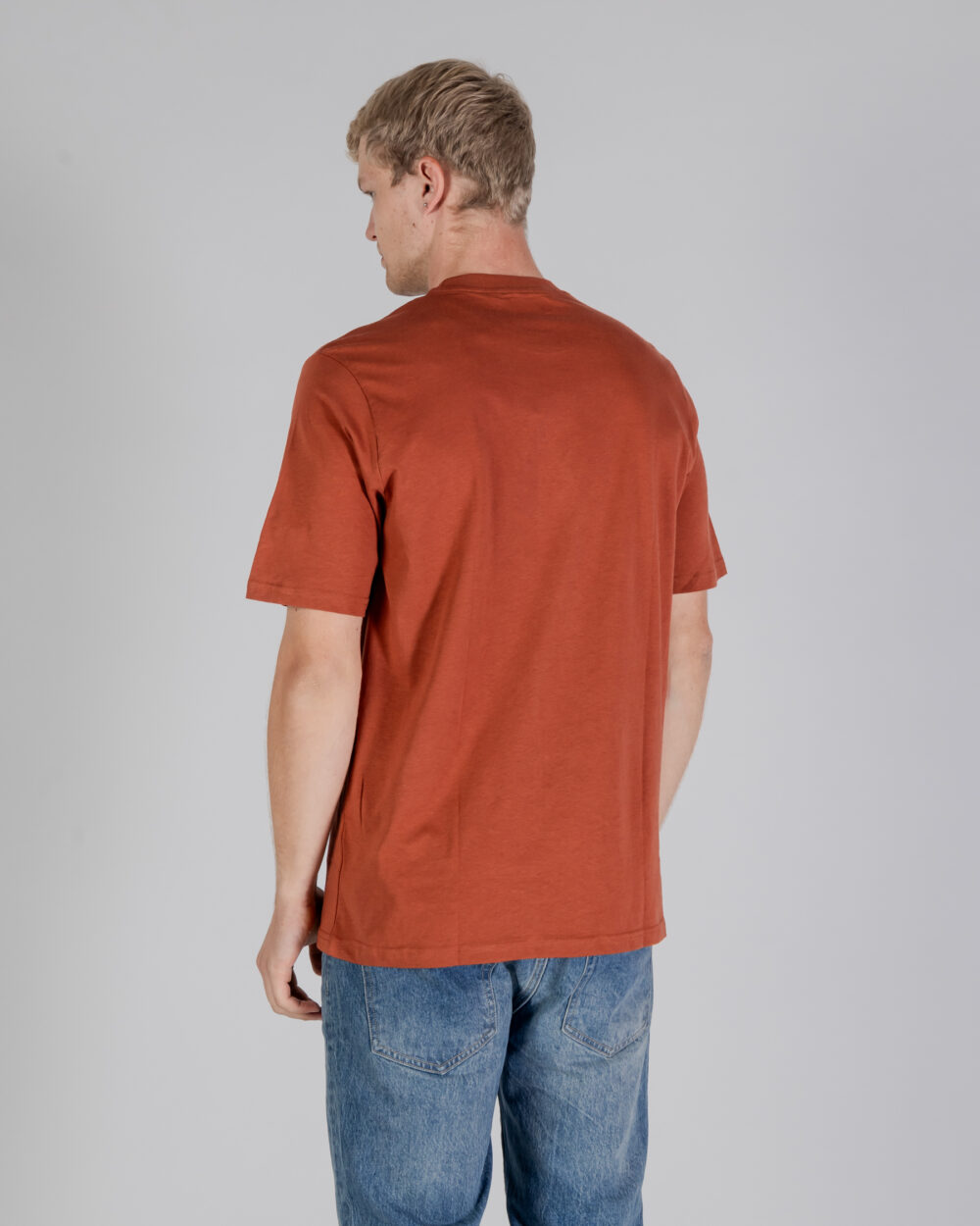 T-shirt Aquascutum ACTIVE SMALL LOGO T-SHIRT Ruggine - Foto 3