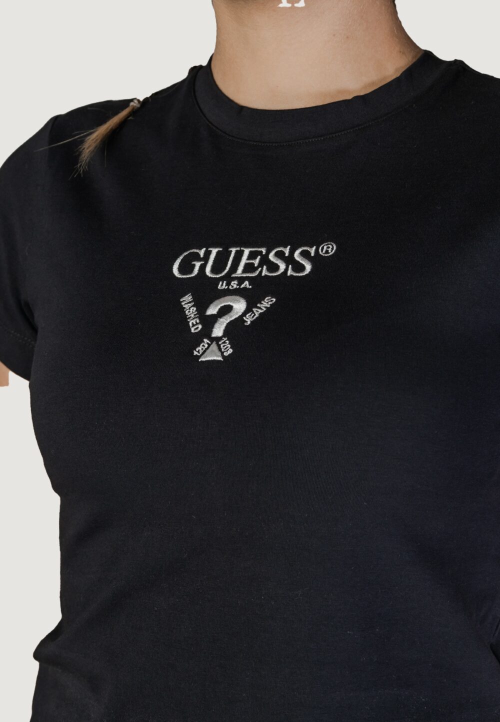 T-shirt Guess Active COLETTE SS TEE Nero - Foto 5