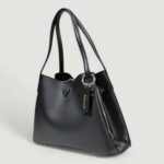 Borsa Guess SORA GIRLFRIEND CARRYALL Nero - Foto 3