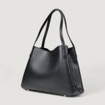 Borsa Guess SORA GIRLFRIEND CARRYALL Nero - Foto 4