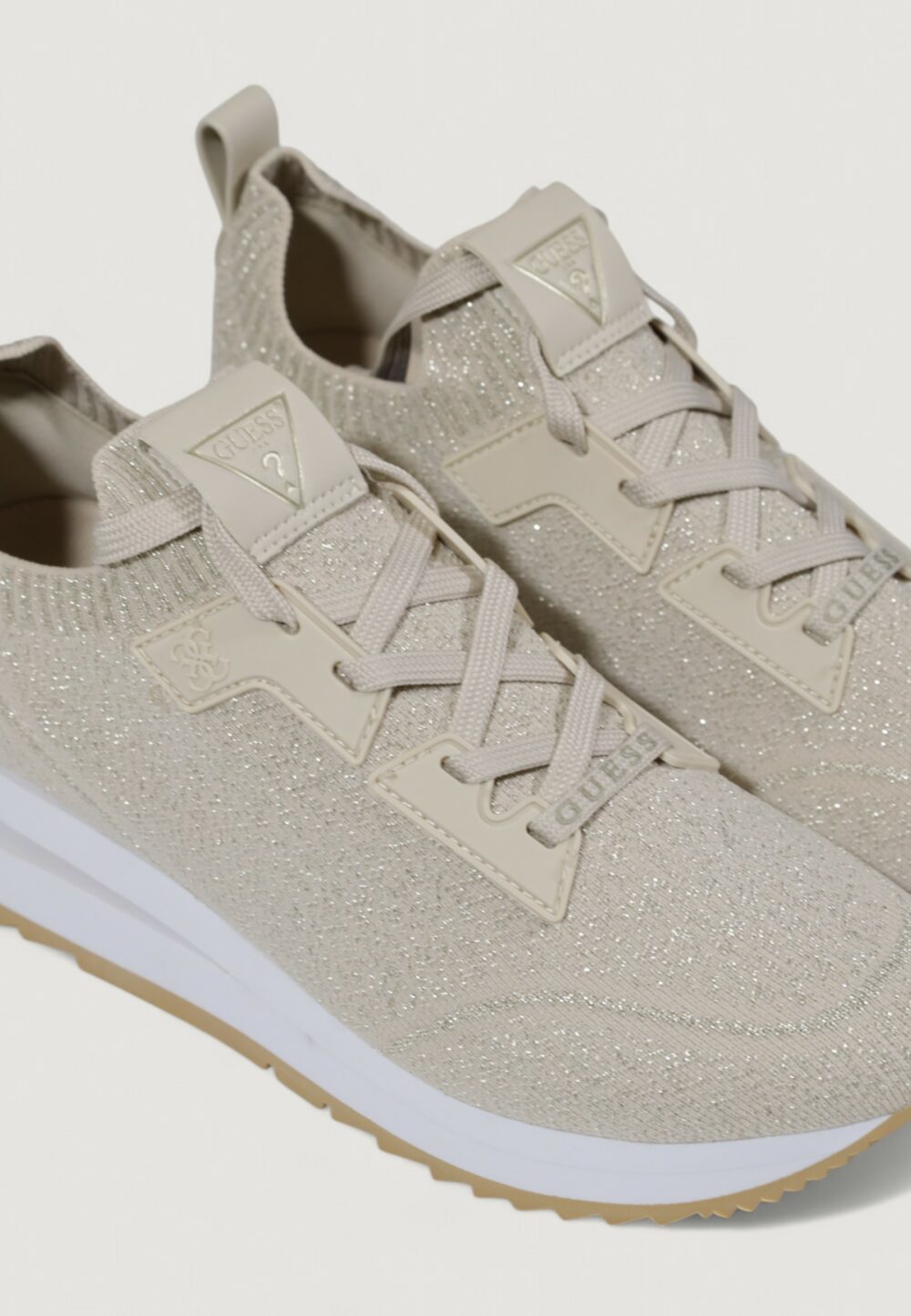 Sneakers Guess ESTI Beige - Foto 4