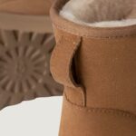 Stivali UGG CLASSIC MINI PLATFORM I23 Beige scuro - Foto 3