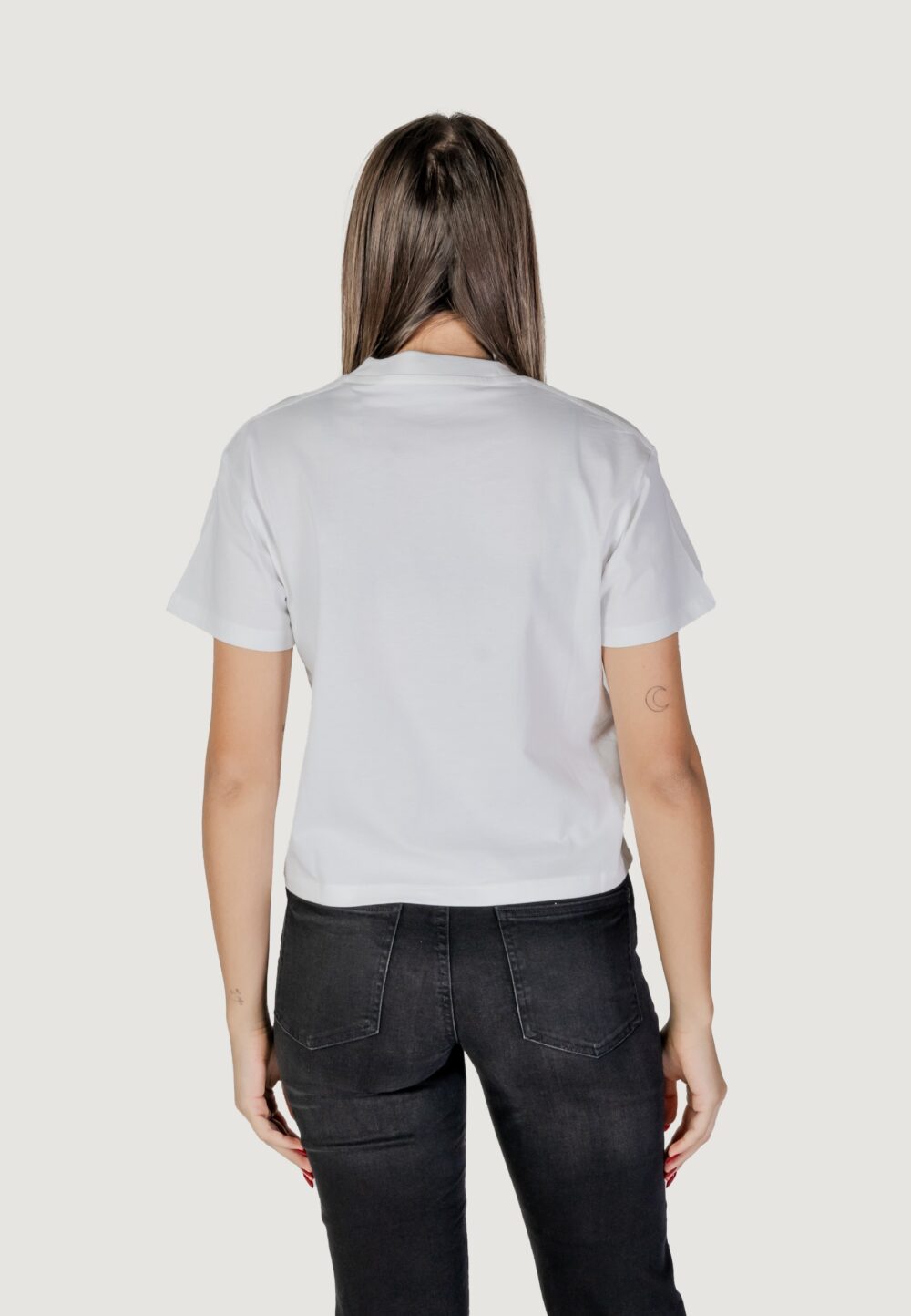 T-shirt Calvin Klein Jeans EMBROIDERED INSTITUTIONAL Bianco - Foto 4