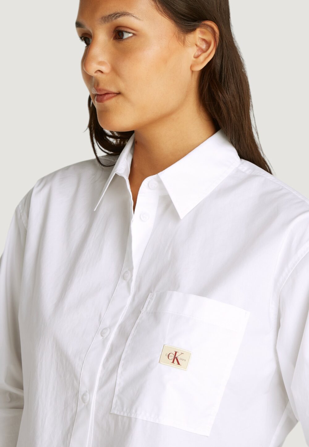 Camicia manica lunga Calvin Klein Jeans WOVEN LABEL CROPPED Bianco - Foto 5