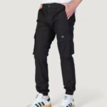 Pantaloni tapered Calvin Klein Jeans CARGO Nero - Foto 3