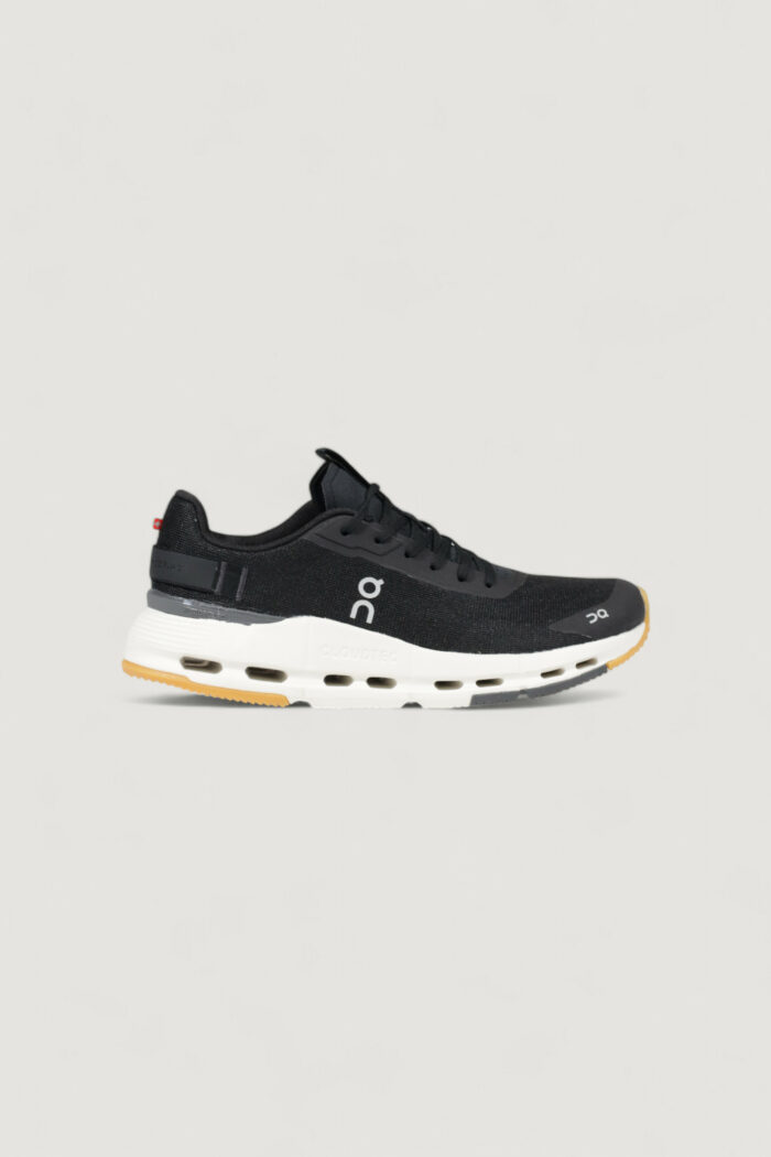 Sneakers On Running CLOUDNOVA FORM 2 Black-White