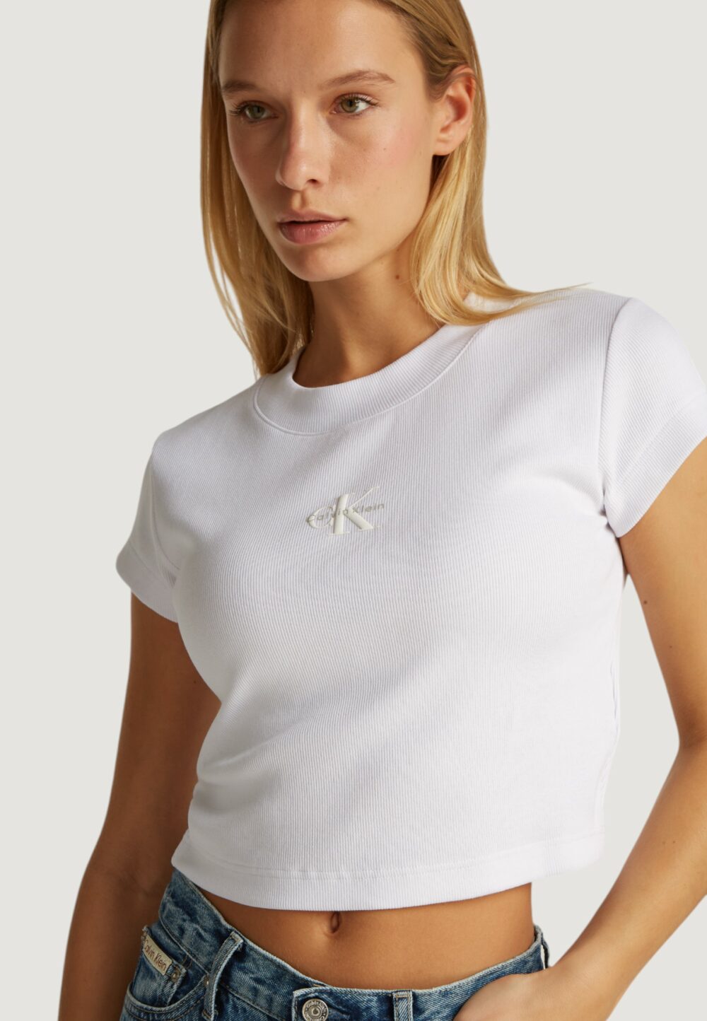 T-shirt Calvin Klein Jeans MONOGRAM BABY TEE Bianco - Foto 4