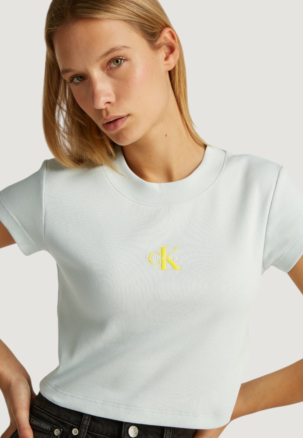 T-shirt Calvin Klein Jeans MONOGRAM BABY TEE Verde - Foto 1