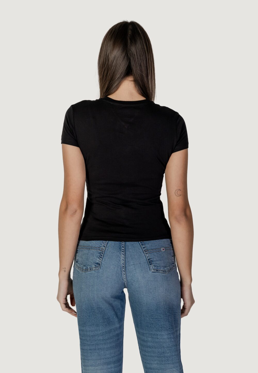 T-shirt Tommy Hilfiger Jeans TJW ESSENTIAL Nero - Foto 4