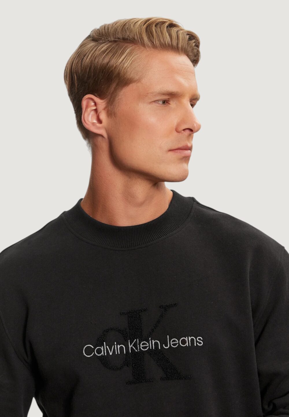 Felpa senza cappuccio Calvin Klein Jeans CHENILLE MONOLOGO CR Nero - Foto 2