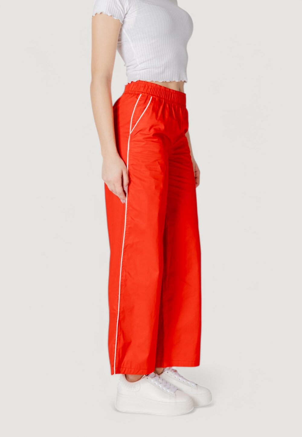 Pantaloni a palazzo Only Onlzora Mw Pull-Up Piping Pant Pnt Rosso - Foto 4