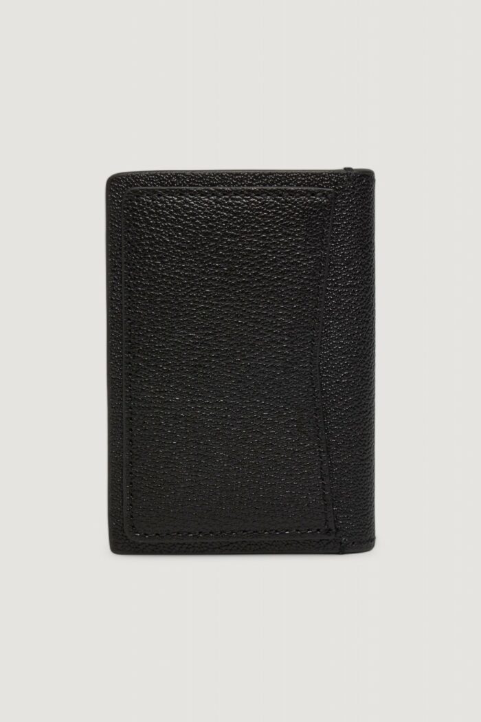 Portafoglio senza portamonete Calvin Klein LOGO EMBOSS COMPACT BIFOLD Nero