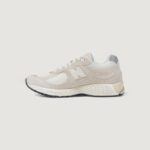 Sneakers New Balance 2002 Beige - Foto 3