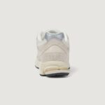 Sneakers New Balance 2002 Beige - Foto 4